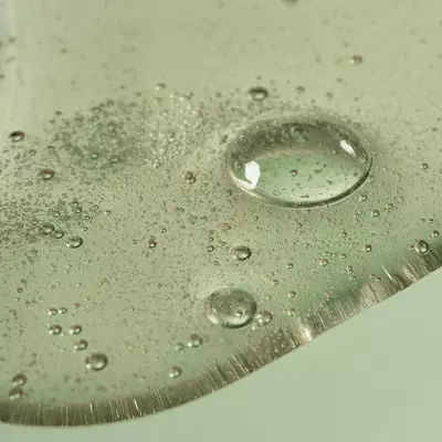 How to use Gel Nettoyant a la Graine de Persil pour le Visage