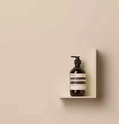 How to use Gel Nettoyant pour le Corps au Panache d'Agrumes